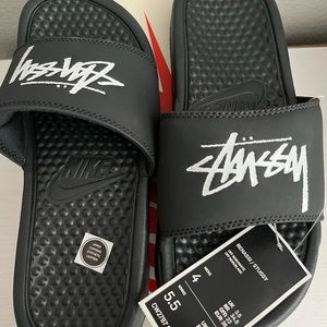 Stussy Slides. Size 5.5 NWT
